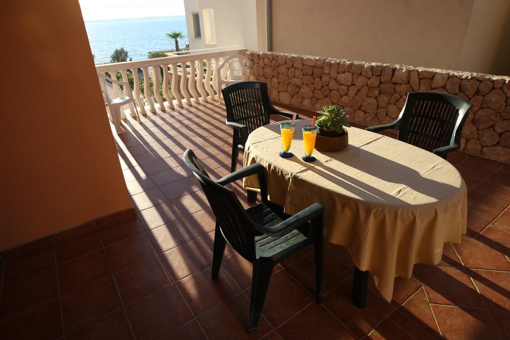 Sea View Apartments Nina Vrsi Kamer foto