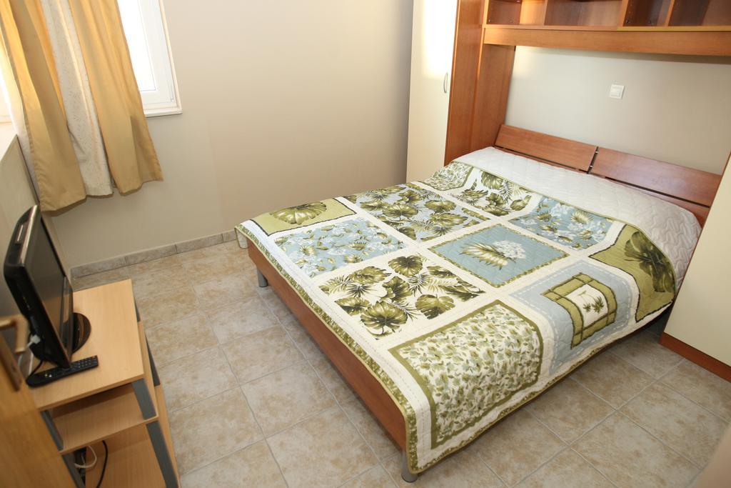 Sea View Apartments Nina Vrsi Kamer foto
